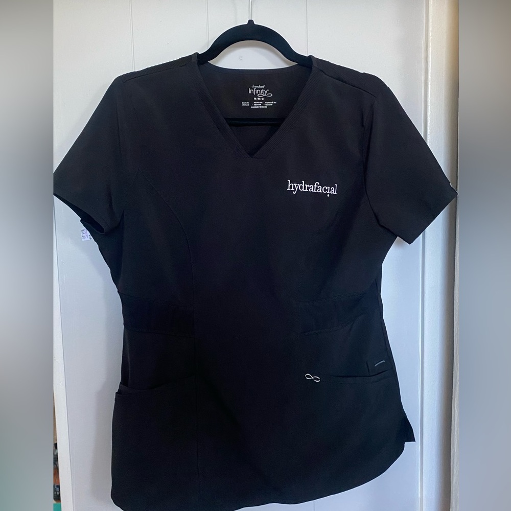 Hydrafacial scrub top